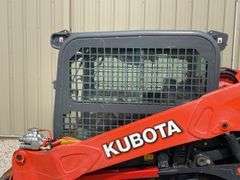 Kubota SVL75-2 skid steer loader