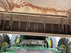 John Deere 9500 4x4 combine