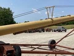 Westfield MK100 60' transport auger