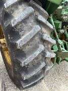 John Deere 8640 4-wheel drive tractor