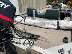 2000 Fisher 17 Dominator aluminum fishing boat