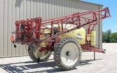 Hardi Commander 1,200 gallon sprayer