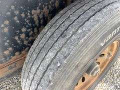 2014 Coose 20' gooseneck stock trailer