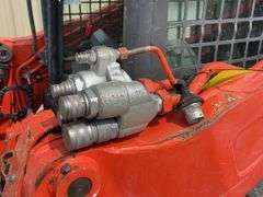 Kubota SVL75-2 skid steer loader