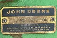 John Deere 8640 4-wheel drive tractor
