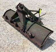 John Deere 6' 3-point grader blade