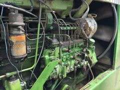 John Deere 8640 4-wheel drive tractor