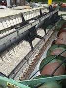 John Deere 216 16' grain head