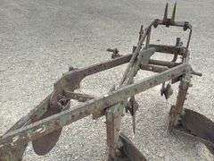 Oliver 3-16" 3-point plow w/ coulters