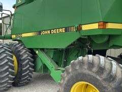 John Deere 9500 4x4 combine