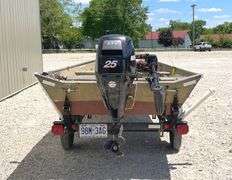 1989 Landau 16' aluminum jon boat w/ motor & trailer