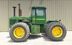 John Deere 8640 4-wheel drive tractor