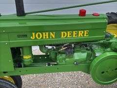 John Deere H tractor