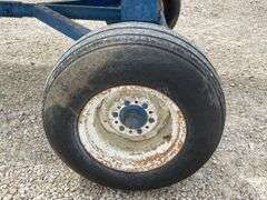 Lely wagon gear w/ 1,000 gallon anhydrous tank