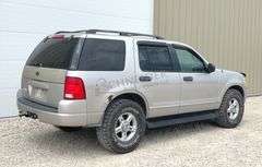 2004 Ford Explorer XLT 4x4 SUV