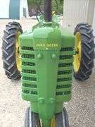 John Deere H tractor