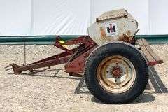 International 10 9' grain drill