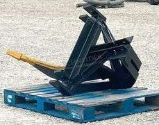 HD 3-point ripper w/ 34” ripper tooth