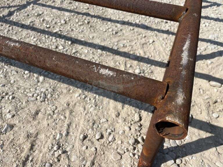8'5"x6'4" steel pipe frame