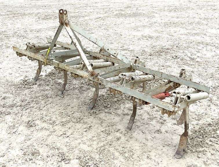 Ferguson 7' 3-point field cultivator