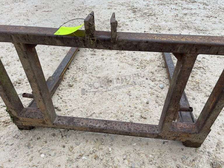 3-point bale fork