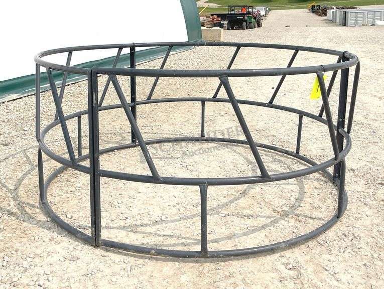 Steel bale ring