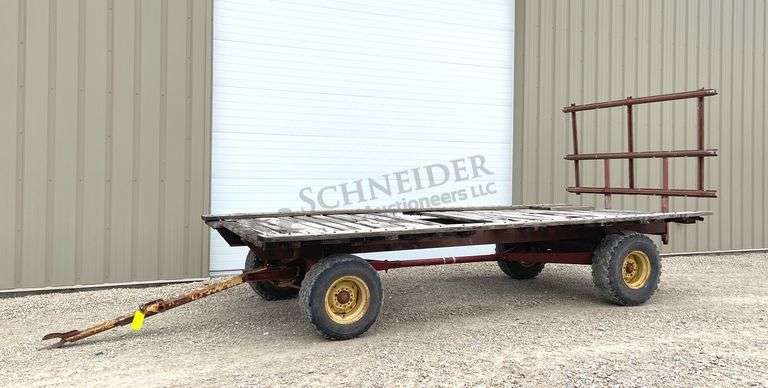 New Holland 234 wagon gear w/ 17' bed