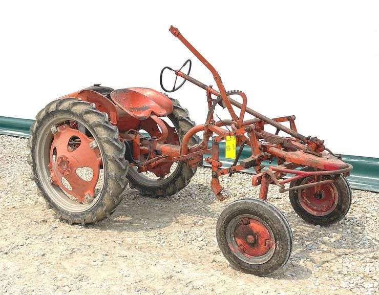 Allis Chalmers model G tractor