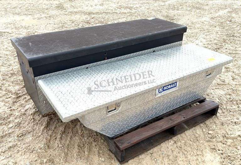 2 truck toolboxes