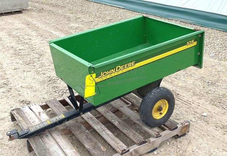John Deere 10S dump lawn cart