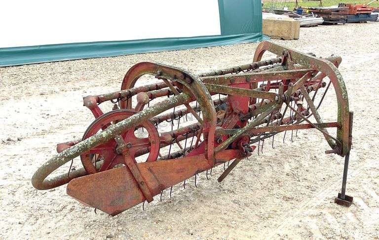 Ferguson 3-point hay rake