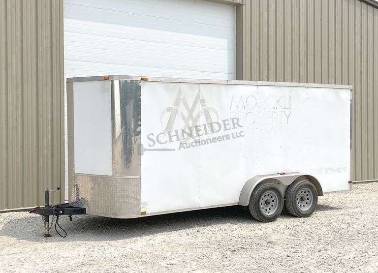 2015 Arising 15' enclosed cargo trailer