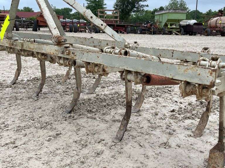Ferguson 7' 3-point field cultivator
