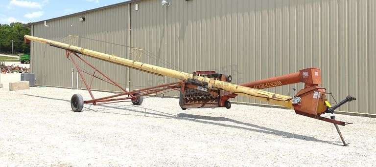 Westfield MK100 60' transport auger