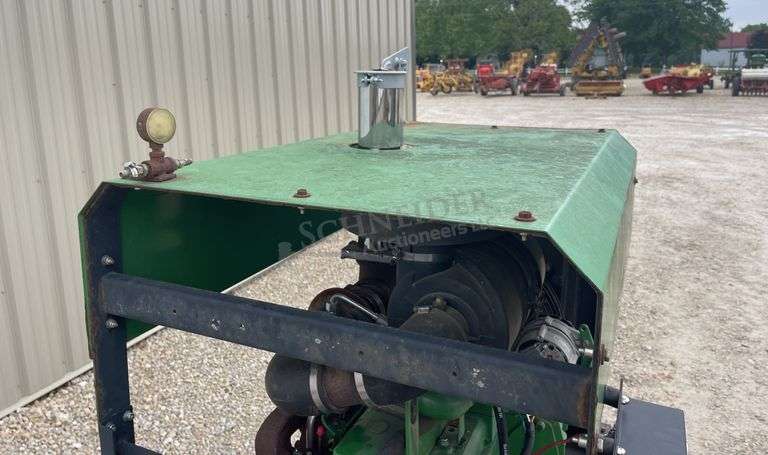 John Deere power unit w/ water pump