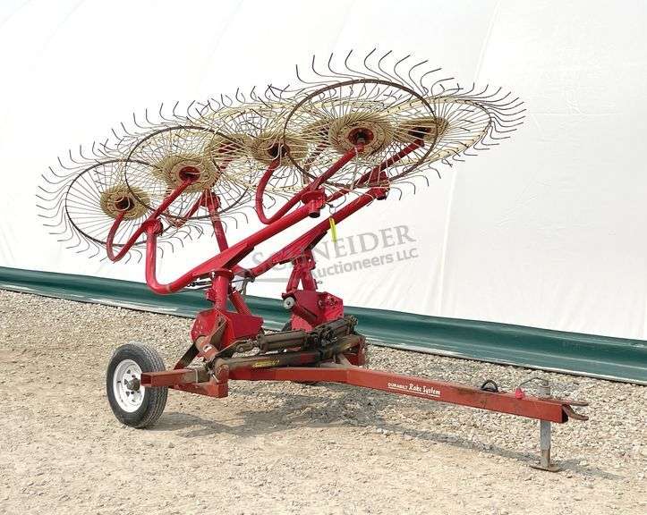 Durabilt 8 wheel V hay rake