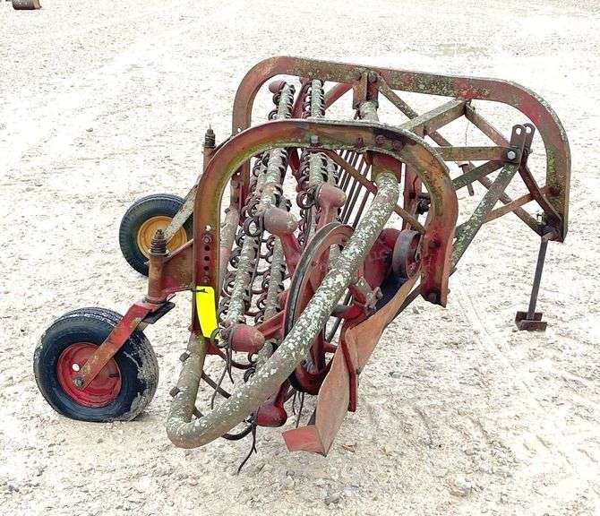 Ferguson 3-point hay rake
