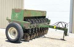 Great Plains Solid Stand 10 10' no-till grain drill