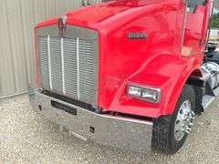2007 Kenworth T800 tandem axle truck tractor