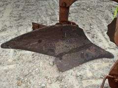 Allis Chalmers 3-14" snap coupler plow w/ coulters
