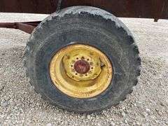 New Holland 234 wagon gear w/ 17' bed