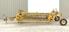 Vermeer R-23A V-hay rake