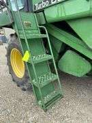 John Deere 6620 Turbo combine