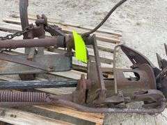 International 7' sickle mower for 2-point fast hitch
