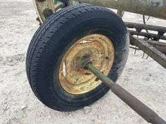 John Deere 894A side delivery hay rake