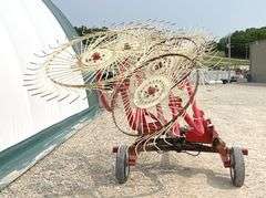 Durabilt 8 wheel V hay rake