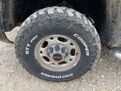 2004 GMC 2500HD extended cab 4x4 pickup