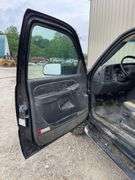 2004 GMC 2500HD extended cab 4x4 pickup