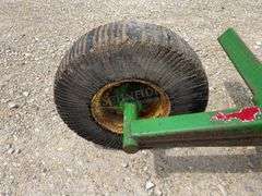 John Deere 1008 10' pull type brush hog