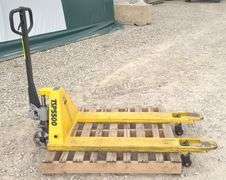 Total Source TSB5500 5,500 lb. pallet jack